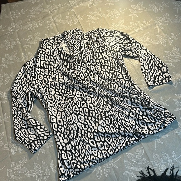 Chaus Tops - Chaus New York Blouse.